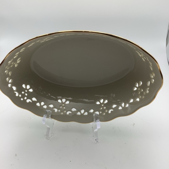 Lenox Holiday Pierced Oval Bowl - Picture 3 of 6
